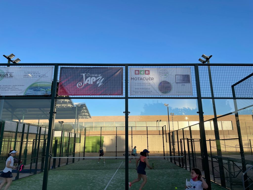 Motacuer BdB presente en el club de pádel de Villa de Don Fadrique